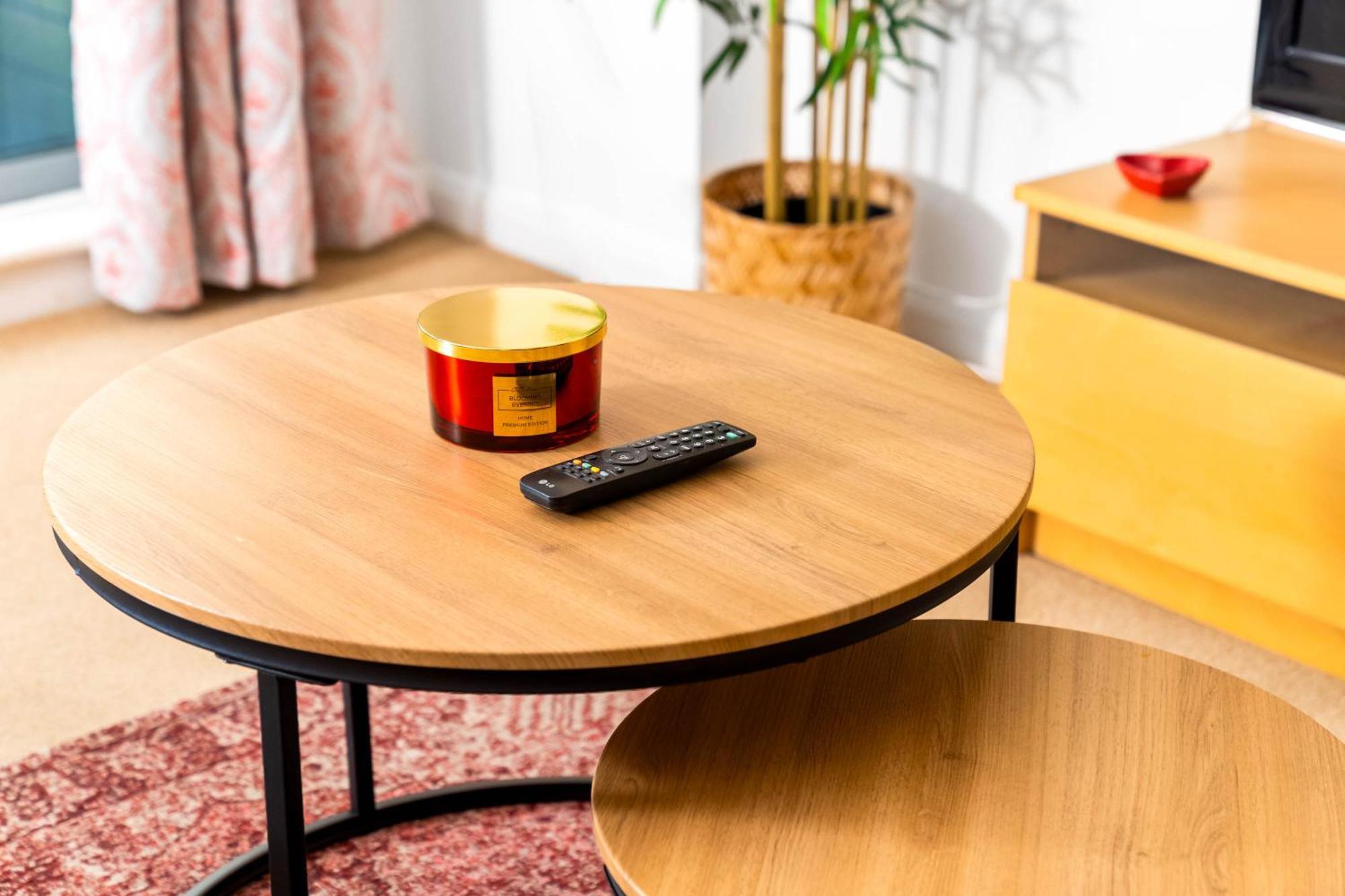 Apartment 2-br Center With Parking By Azura Nights